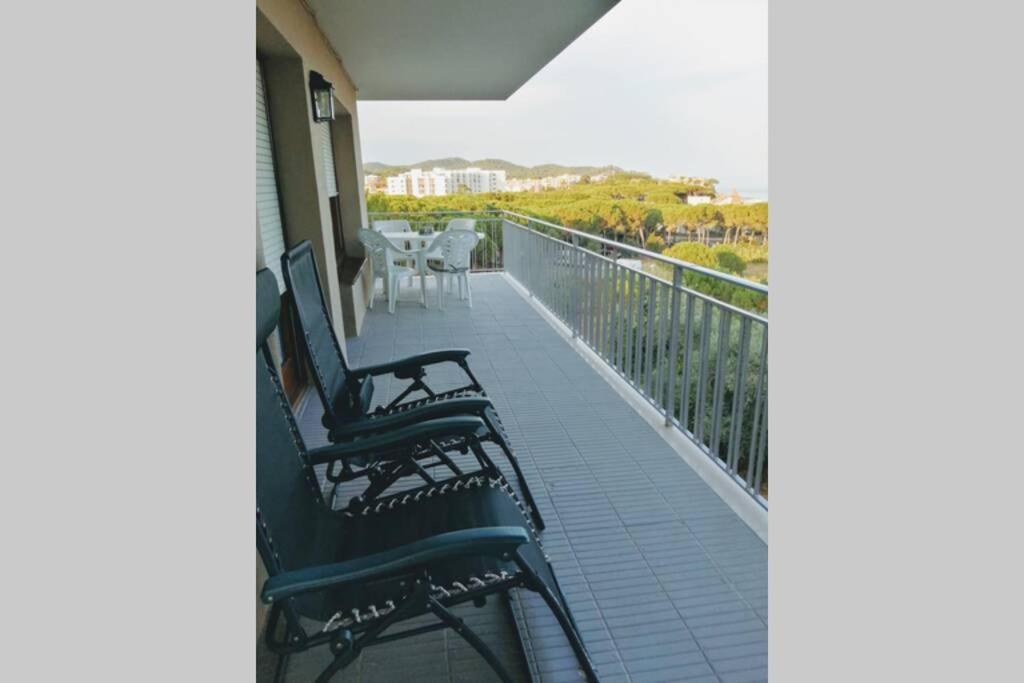 Apartamento Con Terraza En La Playa De La Fosca Palamós Exterior foto